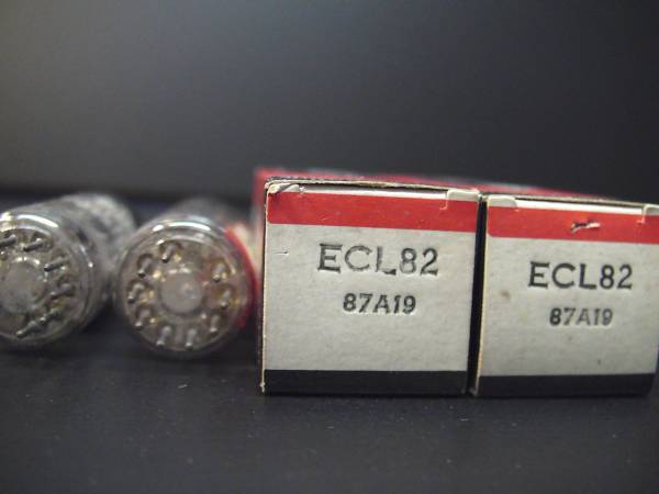 真空管RSD ECL82(6BM8) 元箱入新品2本(真空管)｜売買された 