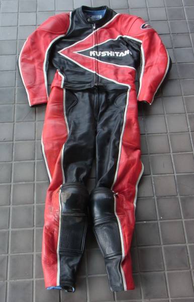 新品　古いクシタニ革ツナギ 上下 クシタニ製 Kライン皮ツナギLLサイズ レーススーツ(Lサイズ)｜売買され