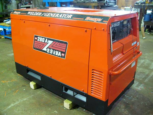 【災害時対策】デンヨー 【ディーゼル　溶接・ 発電機 100V・200V】即戦力 デンヨー BLW280SS 100V 三相 200V ディーゼル 溶接 発電機(発電機