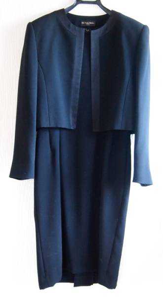 オンワード樫山のブラックフォーマル ワンピ ボレロ 9号 ブラックフォーマル 喪服 売買されたオークション情報 Yahooの商品情報をアーカイブ公開 オークファン Aucfan Com