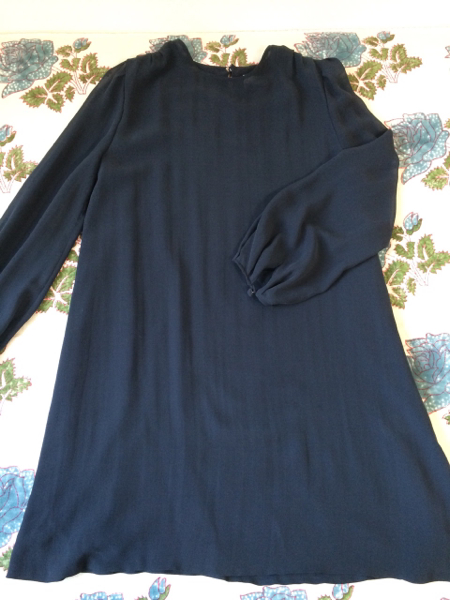 J M Davidsonデヴィッドソン シルクワンピース ドゥロワー ワンピース 売買されたオークション情報 Yahooの商品情報をアーカイブ公開 オークファン Aucfan Com