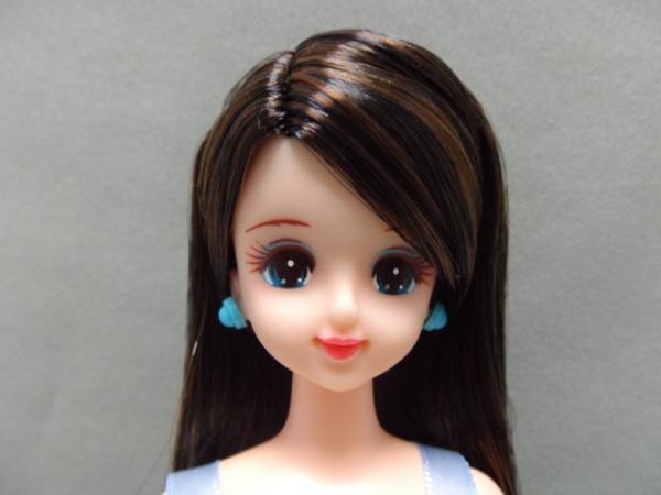 ☆ジェニー☆七三分け ストレートロング 水色ワンピ☆(人形)｜売買され