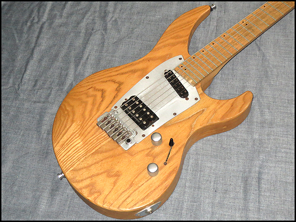 ☆Selva セルバ Ignite 525 日本製 エレキギター レア！完動品☆(本体