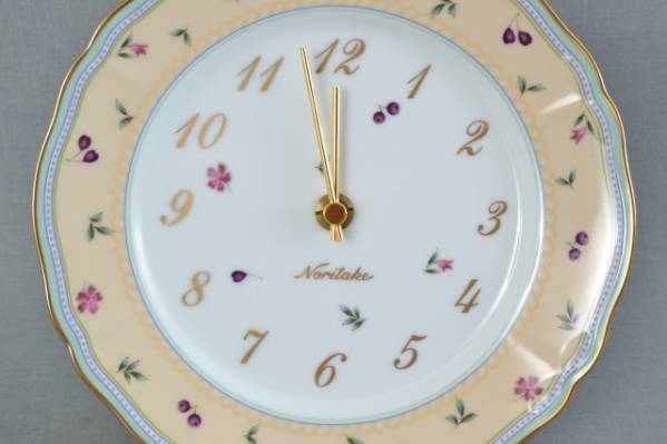 X-D003 ノリタケ Noritake 皿時計 C5451 1575 花柄 中古 21cm(ノリタケ