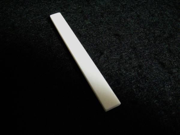 ◆クラギ/フラメンコ用シンプル・牛骨サドルZ（80×3×9ミリ）_3