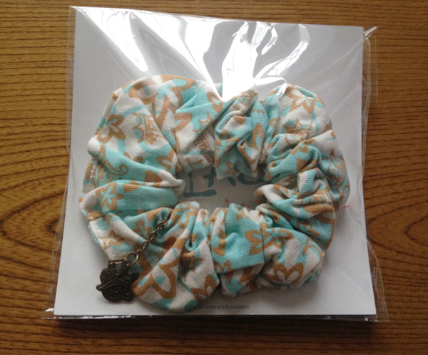 ☆嵐 ARASHI BLAST in Hawaii チャーム付シュシュ☆_1