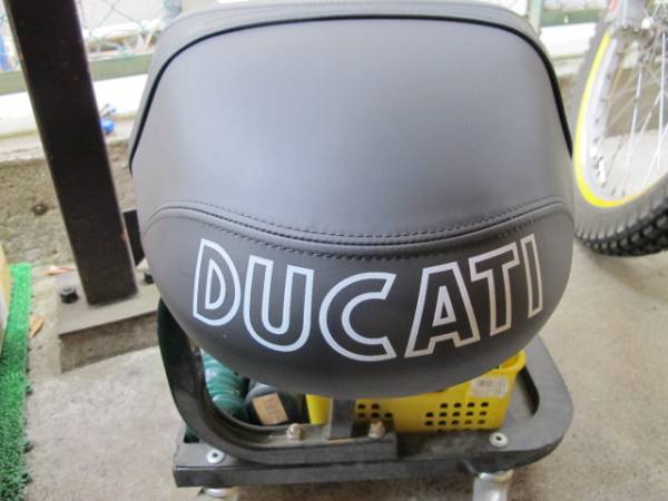 DUCATI SPORT1000/S 純正タンデムシート(ドゥカティ用)｜売買された