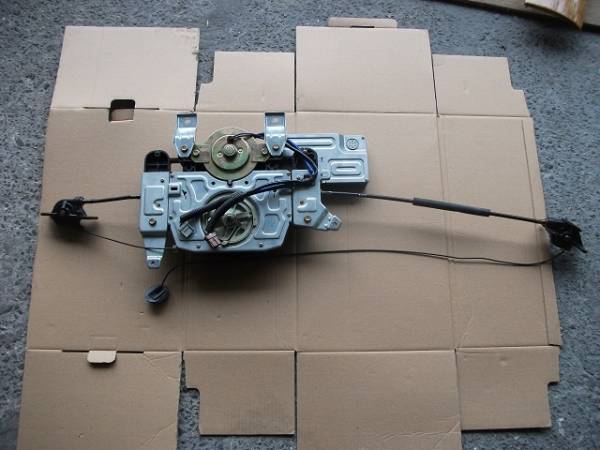 Ｈ１５　ステップワゴン　ＲＦ３　スライドドアモーター