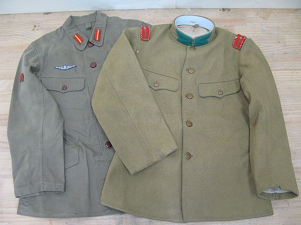 旧日本軍（6） 兵長・伍長 襟章付 軍衣2枚まとめて 軍服 制服(制服