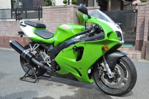 ZX-7R 逆輸入フルパワーレーサーレプリカ！ ZXR750 ZX750P(401cc-750cc