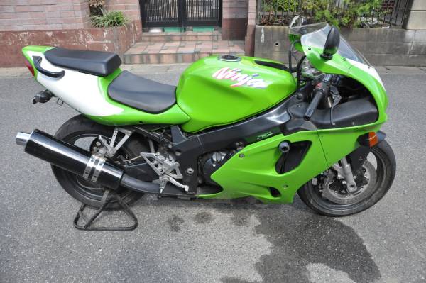 ZX-7R 逆輸入フルパワーレーサーレプリカ！ ZXR750 ZX750P(401cc-750cc