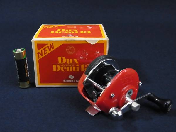 釣具30 シマノ Dux Demi13 赤 オールドリール 箱付 チヌ釣り チヌ用 売買されたオークション情報 Yahooの商品情報をアーカイブ公開 オークファン Aucfan Com