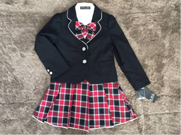 新品　フォーマル３点セット☆黒×赤（130）ヒロミチナカノ