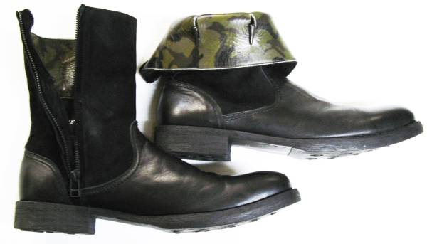 ヨウジ Yohji：2014-15AW 迷彩裏地 2WAY レザー ブーツ / シューズ （ Yohji Yamamoto pour HOMME 2WAY Leather boots 27 shoes | Yamamoto Yohji 画像40枚 ギャラリー：パリ：ヨウジヤマモト──2014-15秋冬メンズ YAMAMOTO