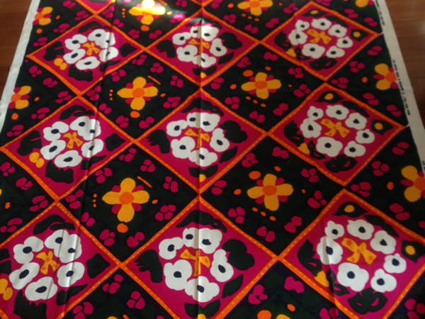 マリメッコ ヴィンテージ 生地 マイヤイソラ VALLY ファブリック