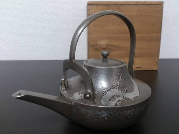 龍文堂造 錫製酒器 御銚子 贈呈品 重さ364g 共箱付 時代物 1円～(錫製