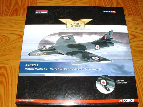 ■即決CORGI 1/72【ホーカーハンター GA.11イギリス海軍】限定品