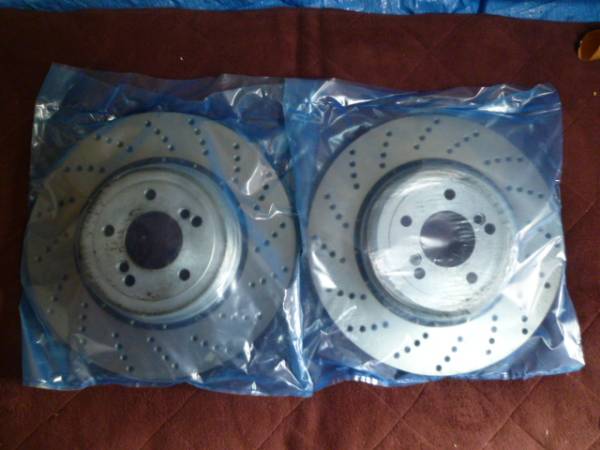 BMW 純正 M５ M6 リアブレーキローター　新品ドリルド３７０mm