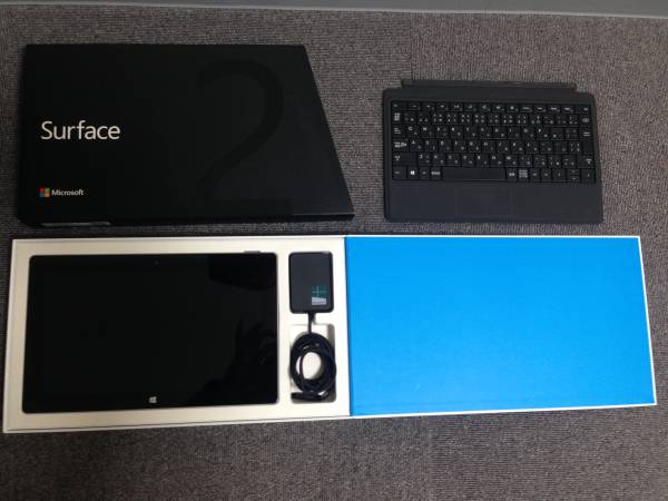 Surface2　32GB　タッチカバー付き