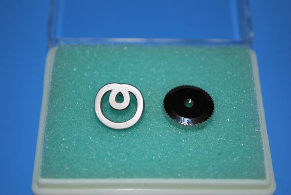 日本電信電話株式会社　NTT　 社章　記l章　バッジ