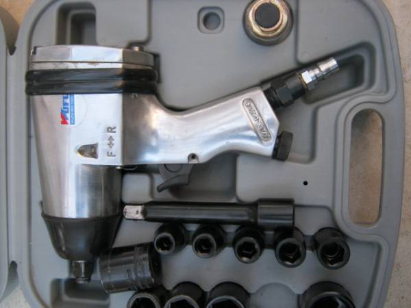 中古　インパクトレンチ　WUFU？　数回使用