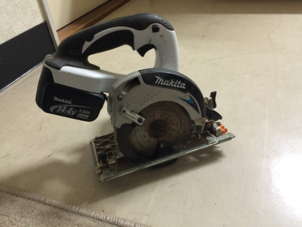 MAKITA 充電式マルノコ　SS540D