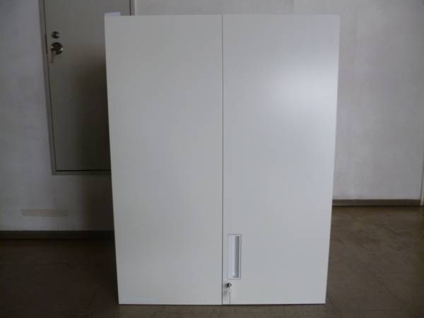 ◆◇コクヨ　両開き書庫　2010年製　鍵付き　◇◆