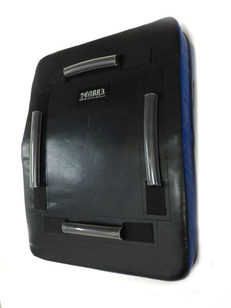 COBRAビックミット総合格闘技K-1空手コブラISAMIイサミcbkm-bk