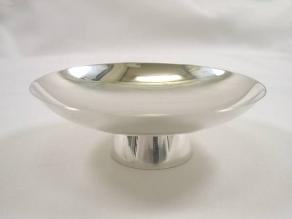 純銀製 花模様 盃 共箱木箱付き 52g 純銀製 花模様 盃