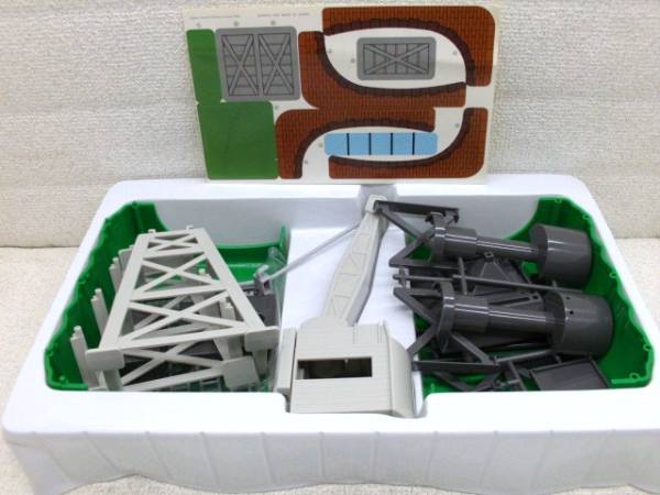 トーマス THOMS 情景 しゅっぱつしんこうシリーズ トンネル & クレーン BANDAI (バンダイ) きかんしゃトーマス トンネル&クレーン7点セット