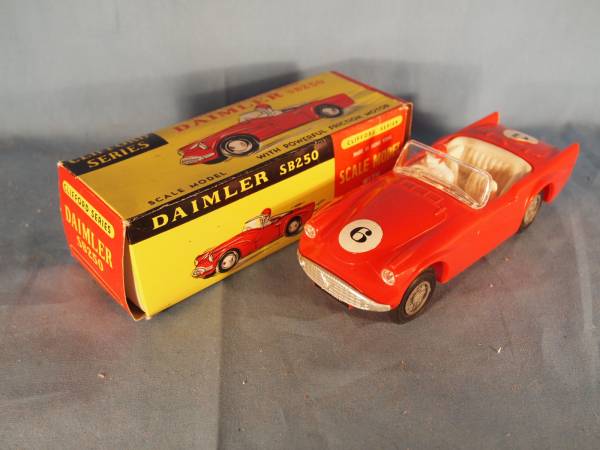 1960年代 Hong Kong製 Clifford Series デイムラーSP250スポーツ