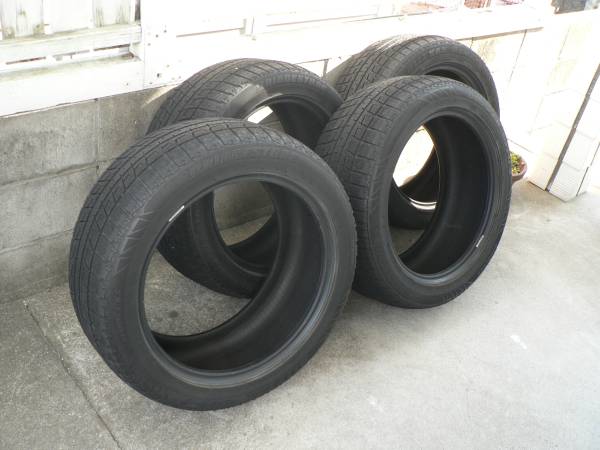 BLIZZAK REVO２ ２３５/50R18 97Q 中古スタッドレス4本_1