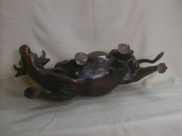 鋳鉄製 雄こって牛 23x49cm 10kg 金属工芸飾り置物 干支 丑(鉄製 