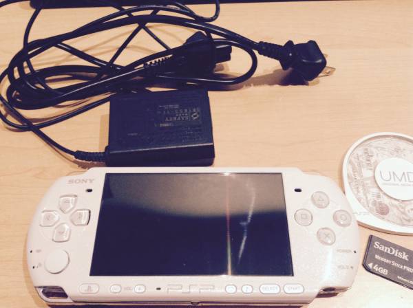 4-464 PSP-3000 パールホワイト PSP 3000 Pearl White PW Console only
