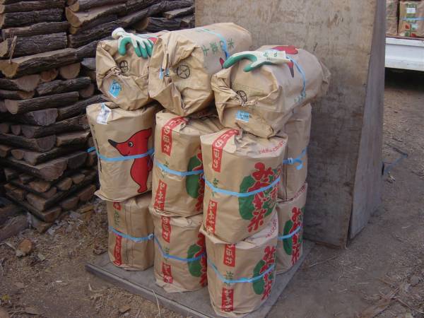 送料無料38cm200kg乾燥薪2年もの楢栗柳楡桜朴楓他 薪ストーブ