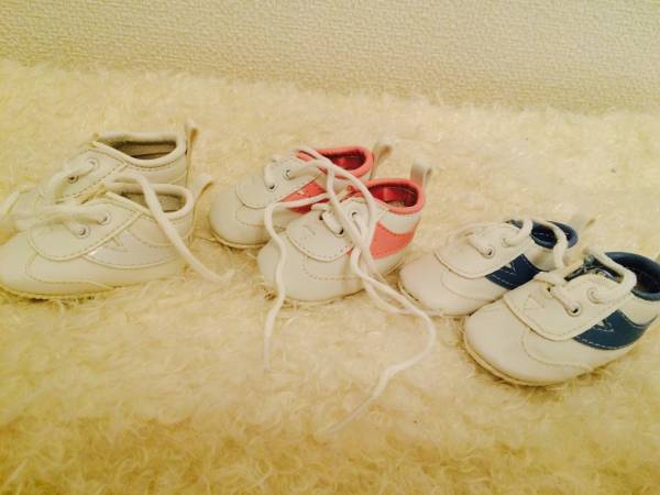 MSDちゃんに！スニーカー白・ピンク・ブルー　３点セット