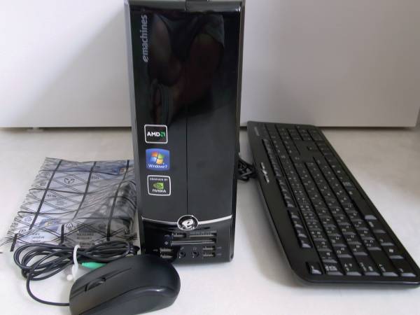 eMachinesと ONKYO　TW117と元パソコン工房BTO　計3台　JUNK扱