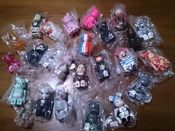 ベアブリック BE@RBRICK★カードなし 25個