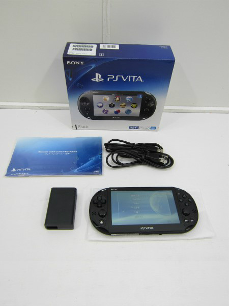 PSVITA PCH-2000 ブラック　黒　本体　美品　純正メモリ16GB付属