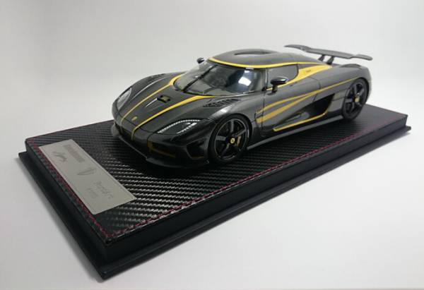 Frontiart 1/18 – Koenigsegg Agera RS 7119 – Rouge – F052-06 – Avec Vitrine