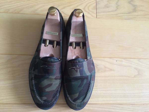 BEAMS　ビームス　スリッポン