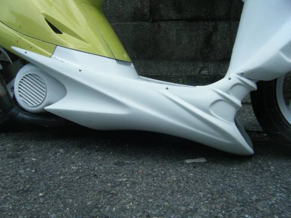 3kj メットインジョグ　紫紋 シモン エアロ付き車両　ＺＲフェイス　足回り移植 紫紋のエアロ！ ちょっと激しめのカスタムを楽しむなら Dio＆JOG
