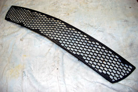 ☆★ 格安！！１４７．１５６．ＧＴ 純正フロントグリル ☆★