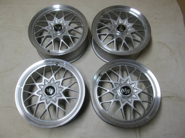 RAYS EVO4 17X7J+35 PCD100 4H&5H BBS似9