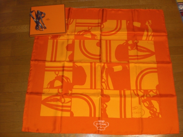 クローゼット整理★エルメス★スカーフ★３３★エルメスオレンジ