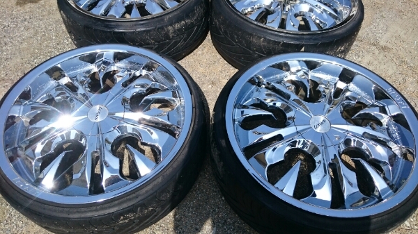 20インチアルミ レグザーニ 225/30ZR20 セダン ミニバン SUV等