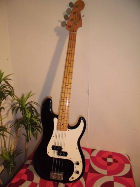 Fender Japan プレシジョンベース ジャンク ☆FENDER JAPAN プレシジョンベース/PRECISION BASS/ジャンク