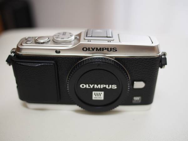 PEN E-P3　シルバー　ボディ　オマケ付