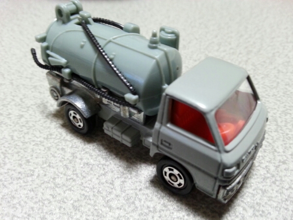 三菱キャンター、水道局トラック ミニカー、日本製 トミカ☆日本製☆箱無☆キャンター☆水道局☆給水車☆NO.10(乗用車