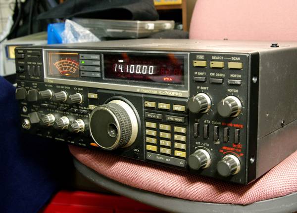 ICOM アイコム IC-760PRO IC760PRO HFオールモードトランシーバ(固定